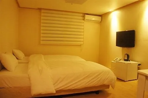Aparthotel Blessing In Seoul Residencia 2*,